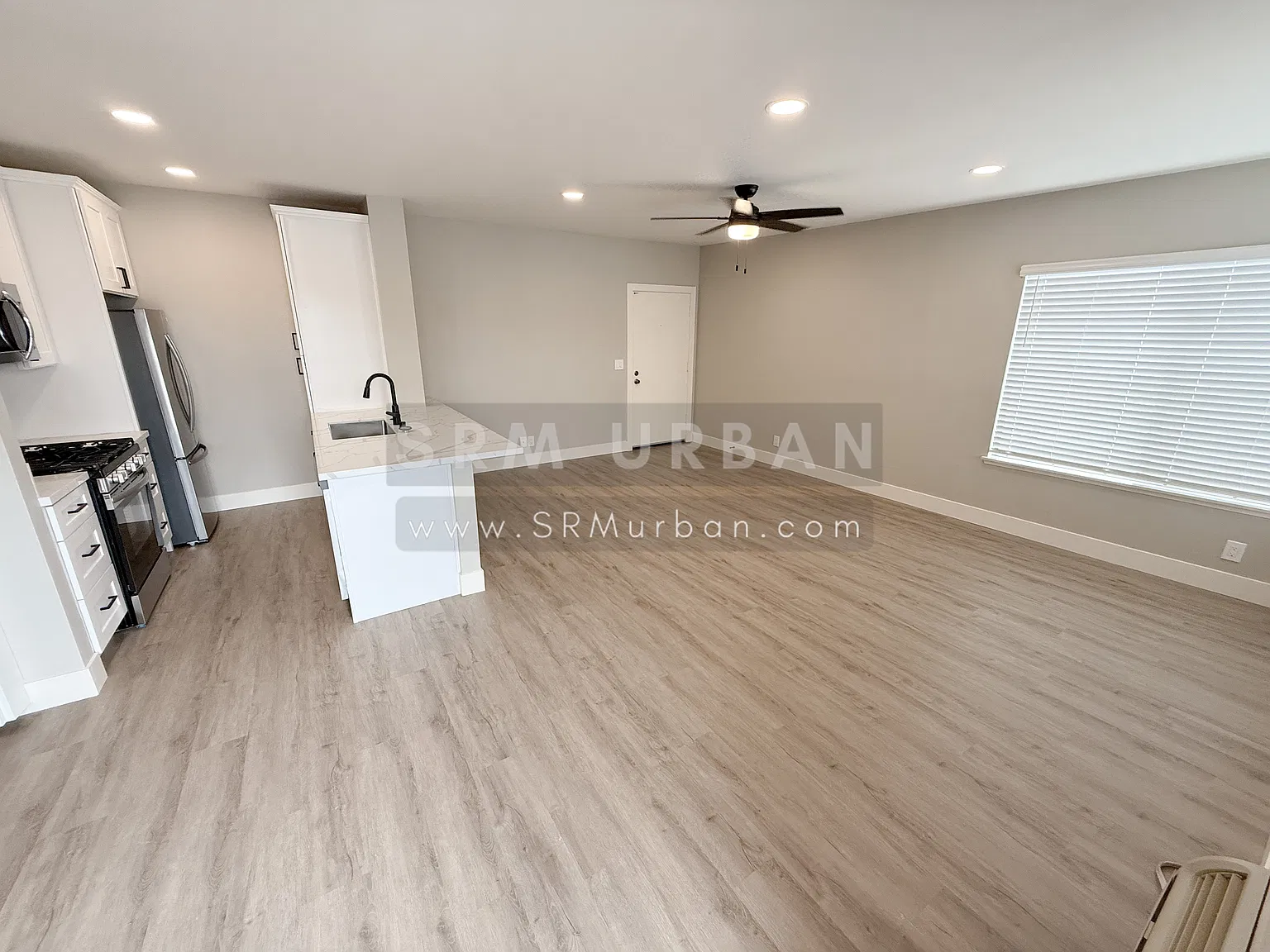 2 bed, 900 sqft, $2,895 — Photo 3