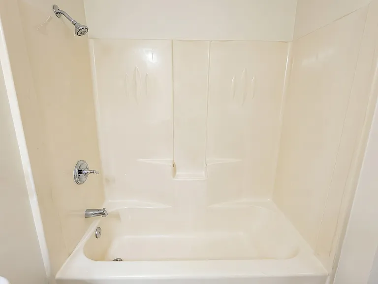 6 Oakwood Dr — Photo 21