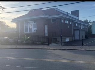 201 Pocasset Ave, Providence, RI 02909