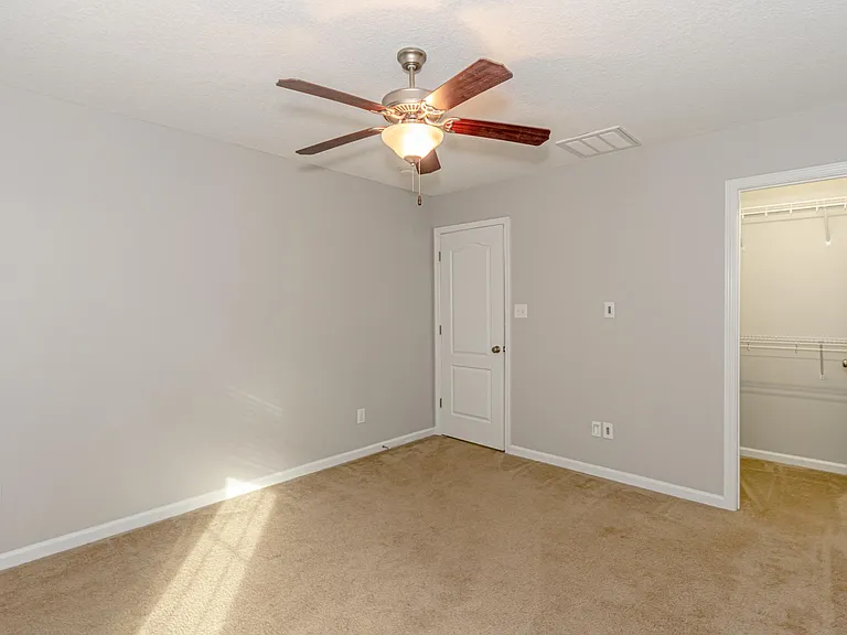 133 Glen Cannon Dr — Photo 12