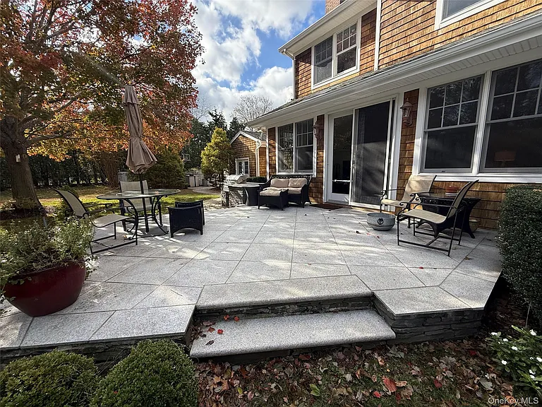 2465 Fairway Dr — Photo 29