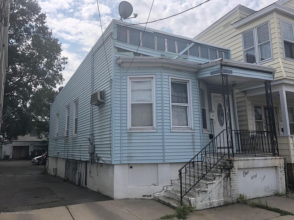 1st image of 144 Heckel St
