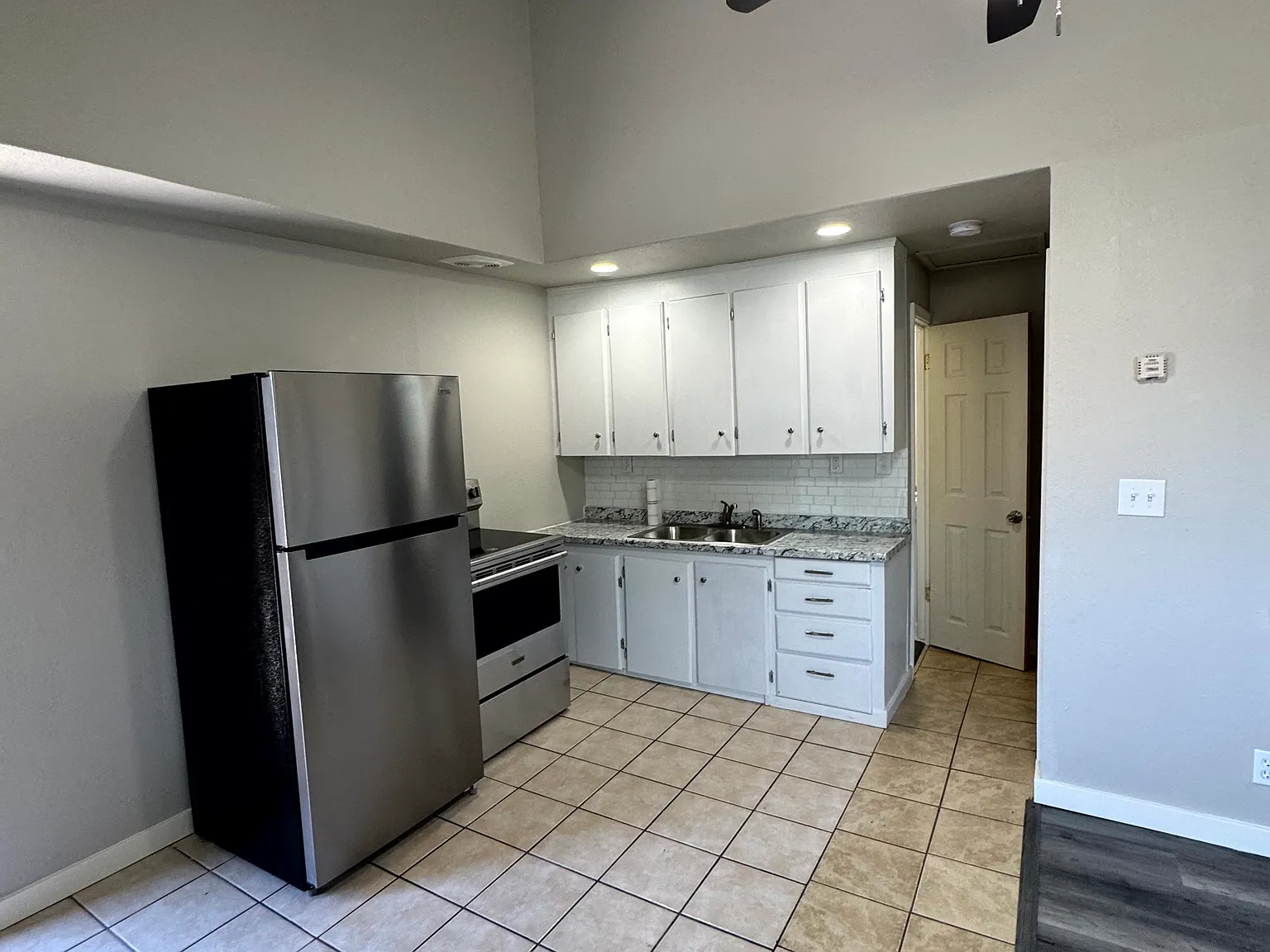 1 bed, 650 sqft, $750 — Photo 3