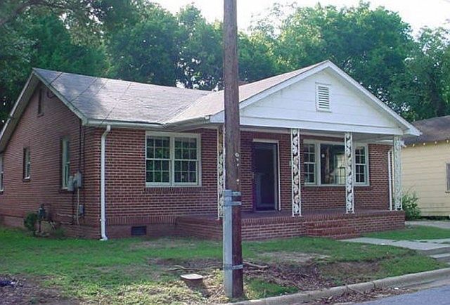1st image of 1810 Sheffield Dr