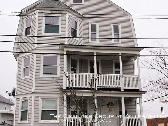 2nd image of 1129 Main St