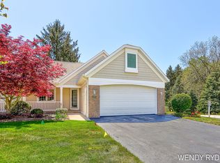 245 Timberlake Dr E, Holland, MI 49424