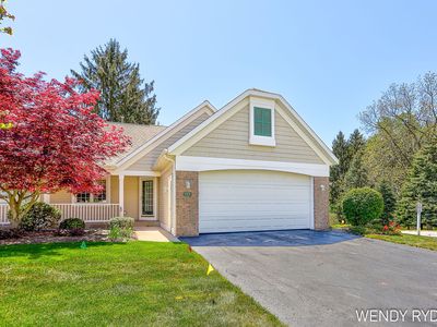 245 Timberlake Dr E, Holland, MI, 49424