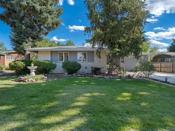 5742 W Chestnut Avenue, Littleton, CO 80128