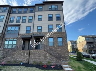 1636 Kirkman St, Dumfries, VA 22026