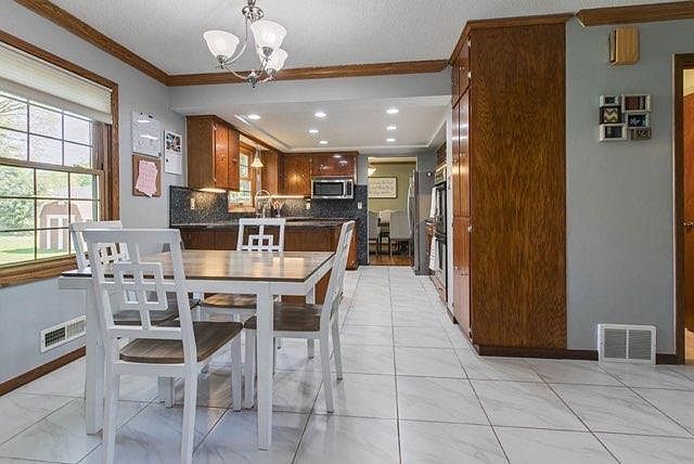 1st image of 4671 Weston Hills Dr