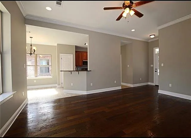 3 bed, 2.0 bath, 1339 sqft, $1,800 — Photo 3