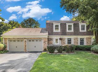 476 Carnoustie Ave SE, Grand Rapids, MI 49546