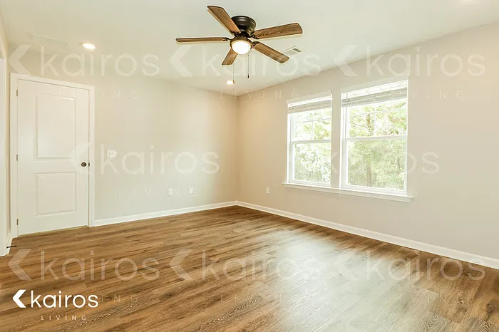 126 Cottage Grove Rd — Photo 10