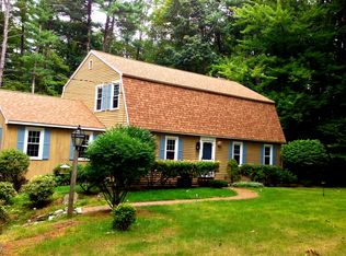 18 Buttonwood Dr, Hollis, NH 03049