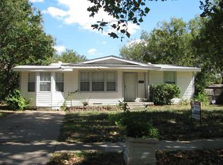 734 Huddleston Dr, Grand Prairie, TX 75050