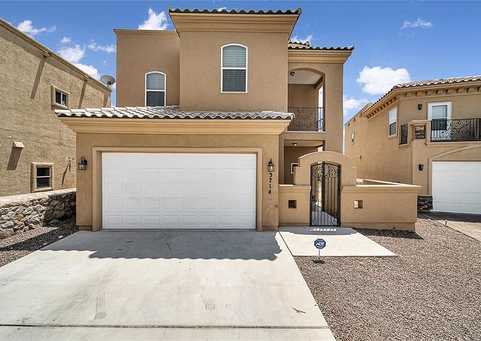 1st image of 3714 Coco Palm Dr