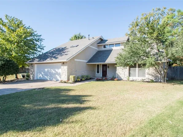 7304 E 61st Pl S, Tulsa, OK 74133