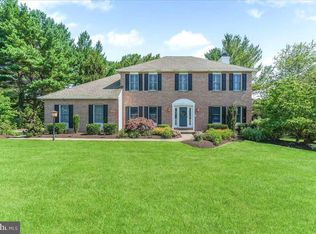 4 Pine Tree Ct, Hockessin, DE 19707