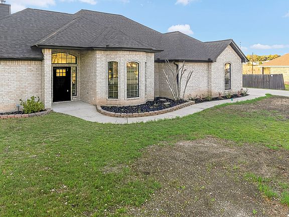 2nd image of 136 Spring Meadow Ln