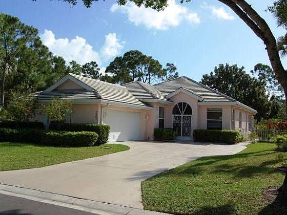 1st image of 7543 SE Fiddlewood Ln