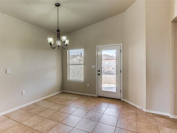 4th image of 14688 Boer Trail Ave