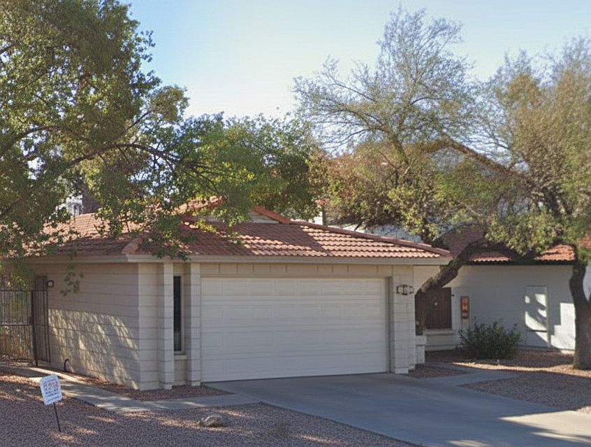 1st image of 2705 W Estrella Dr