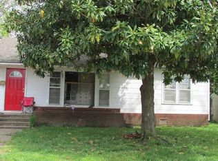 404 NW C St, Bentonville, AR 72712