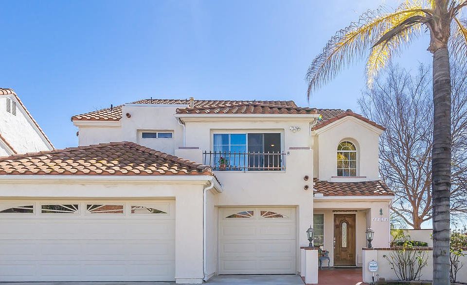 1st image of 40034 Fairwood Cir