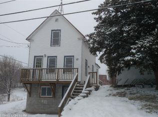 17 Perkins St, Madison, ME 04950