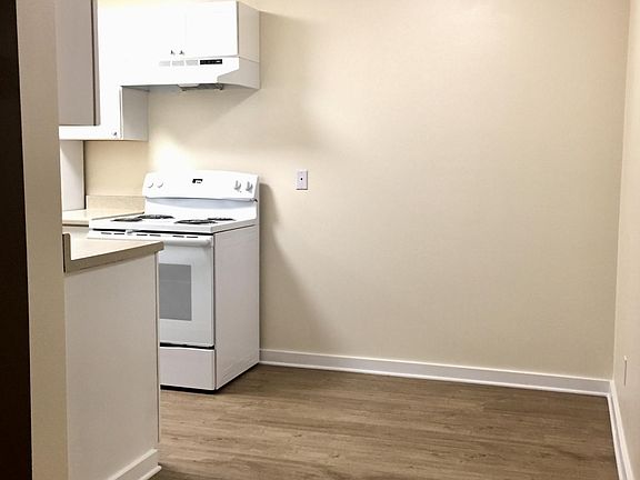 4th image of 8714 35th Ave NE APT 304