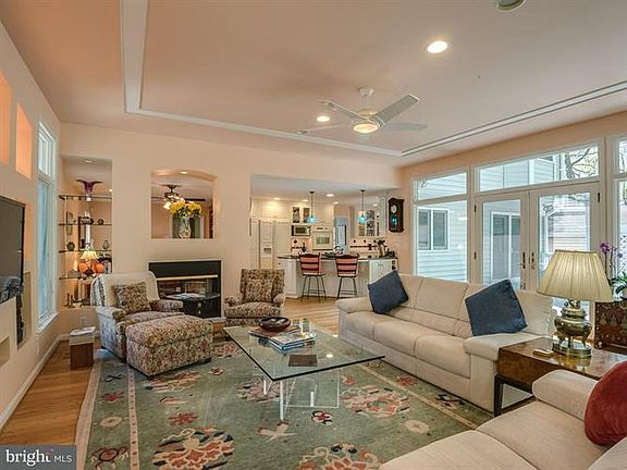 3rd image of 1421 Fallswood Dr