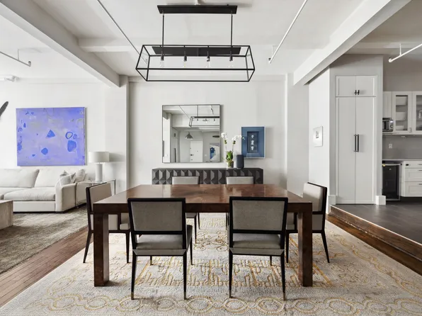 129 West 22nd Street 5A image 2 of 12