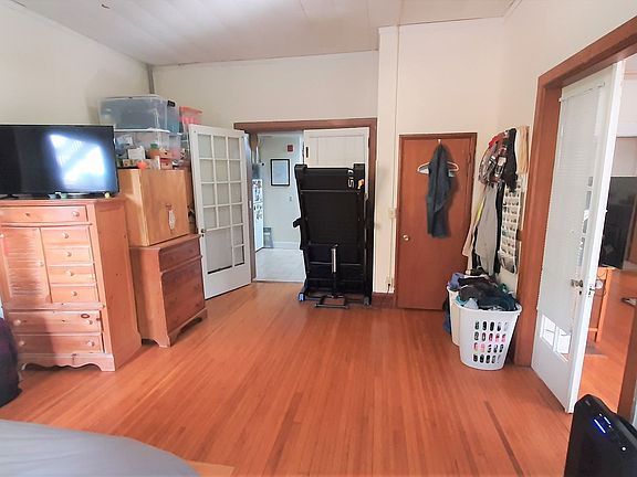 5th image of 510 E Seneca St APT 2