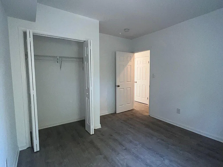 1646 F St NE #1 — Photo 8