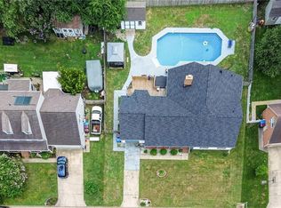 829 Donnington Dr, Chesapeake, VA 23322