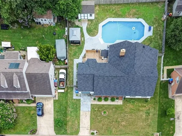 829 Donnington Dr, Chesapeake, VA 23322
