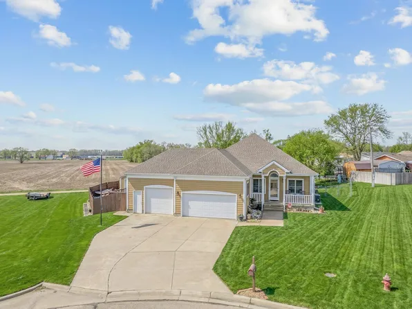 401 Dewey St, Solomon, KS 67480