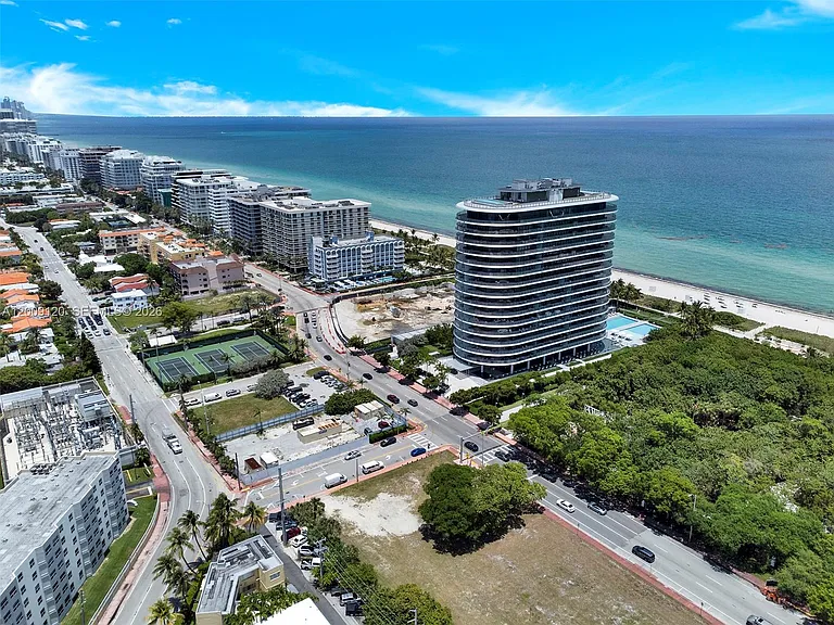 8701 Collins Ave #304 — Photo 43