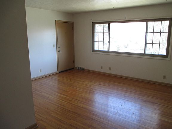 2nd image of 3618 S 82nd St #4