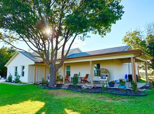 1132 Old Crawford Rd, Crawford, TX 76638