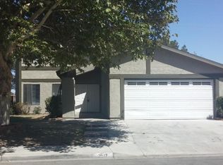 2517 Emerald Ln, Lancaster, CA 93535