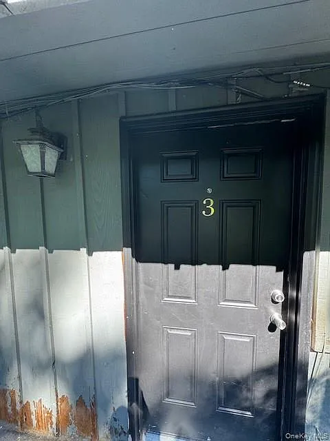 493 Main St #3