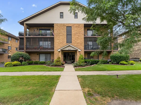 16820 81st Ave APT 1N, Tinley Park, IL 60477