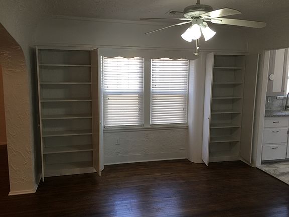 4th image of 819 S Knoxville Ave