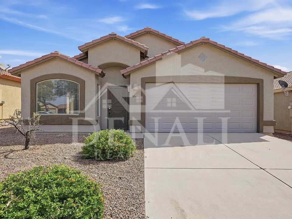 6054 N Panorama Park Dr