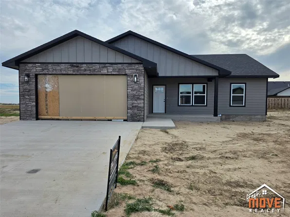 4134 Cardigan St, Garden City, KS 67846