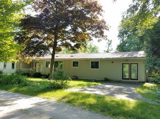 2259 Bay Shore Dr, Sebewaing, MI 48759