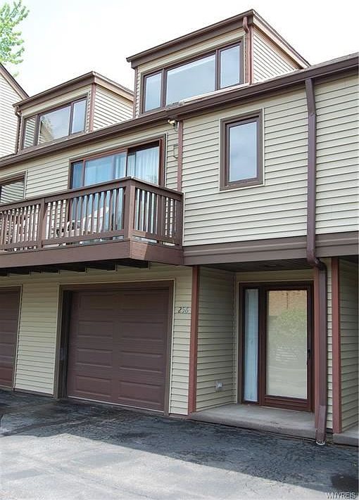 1st image of 256 Old Meadow Dr