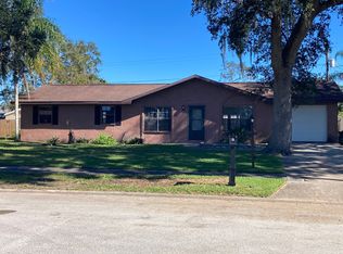 3 Raintree Dr, Port Orange, FL 32127