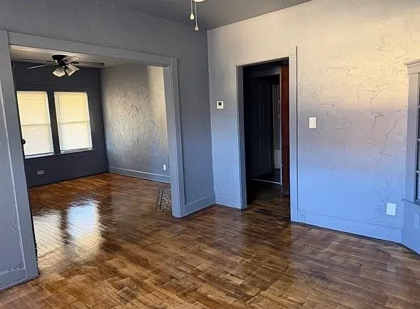 2 bed, 995 sqft, $1,220 — Photo 2